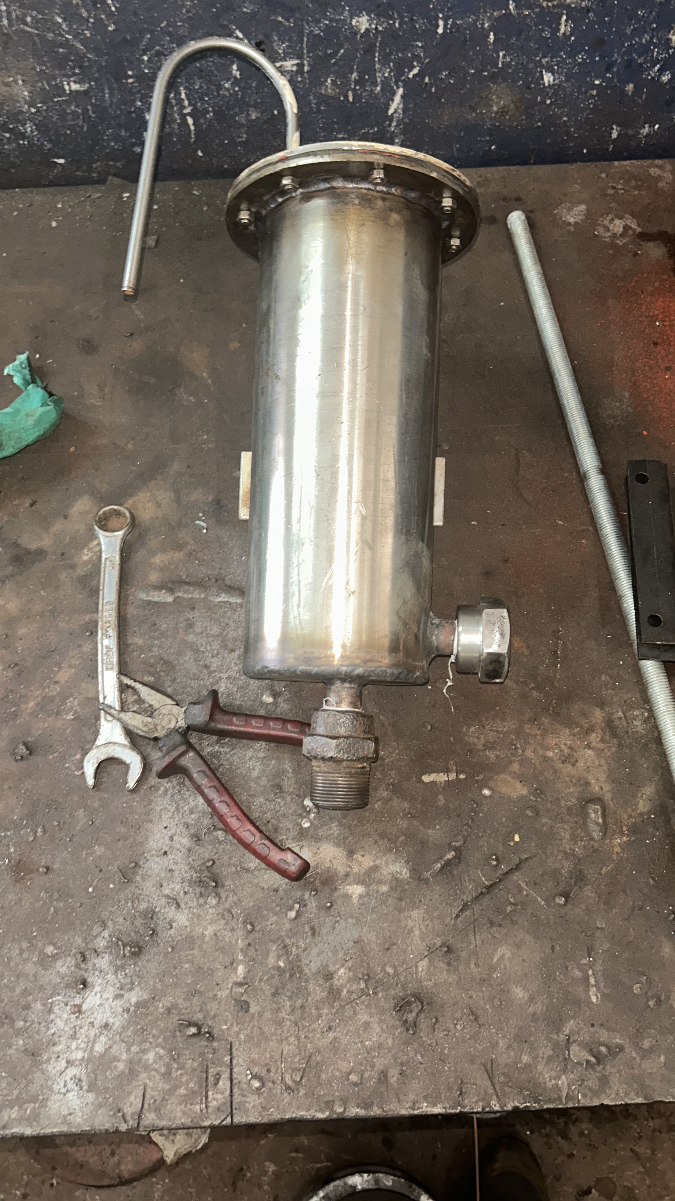 FE1FBD9A-7A66-4089-BCD2-7D38F7B8FEDC