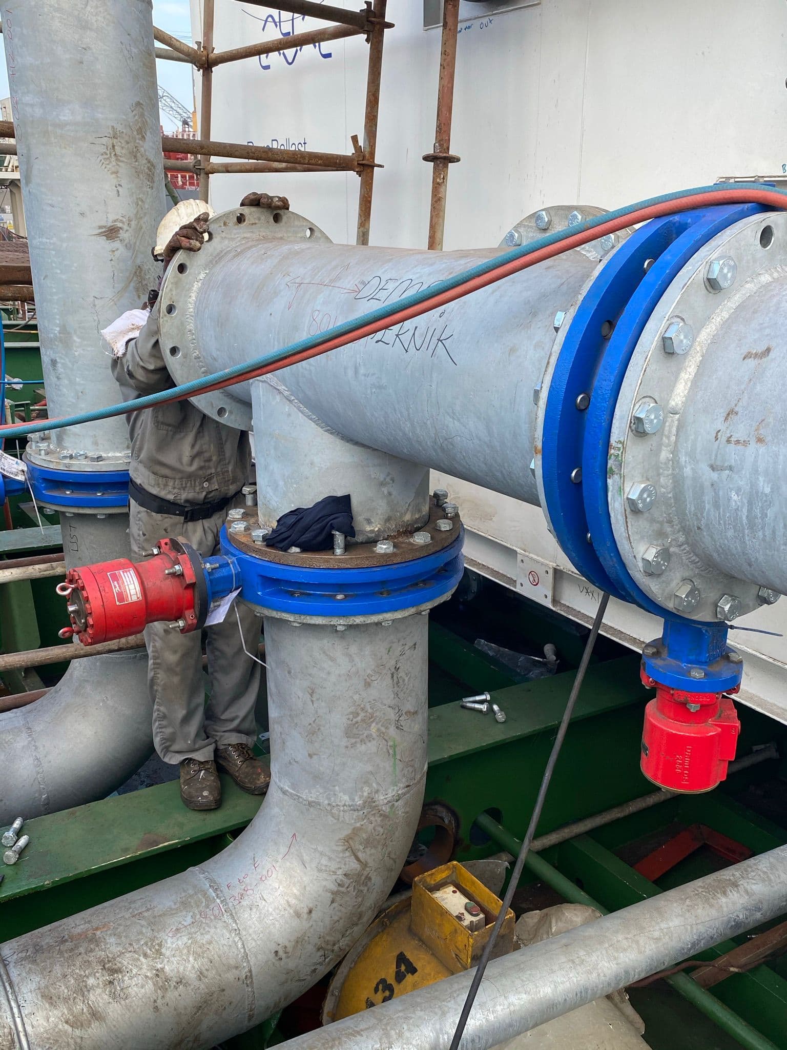 BWTS DECK HOUSE BORU MONTAJ7